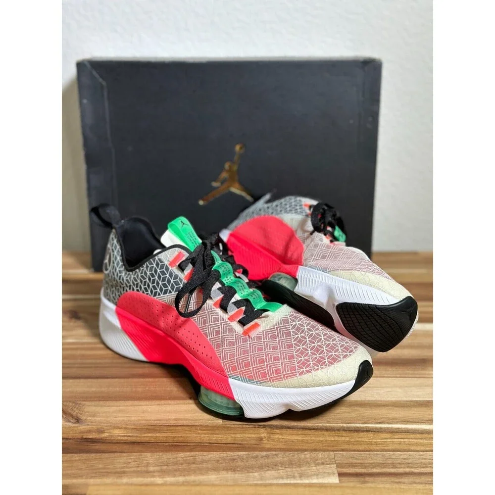 Size 11 - Nike Air Jordan Air Zoom Renegade Flash Crimson - CJ5383-002